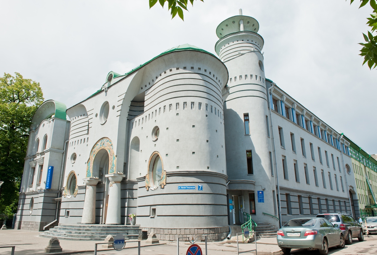 Банк «Гарантия» в Нижнем Новгороде, проект разработал дуэт архитекторов Евгения Пестова и Александра Харитонова
